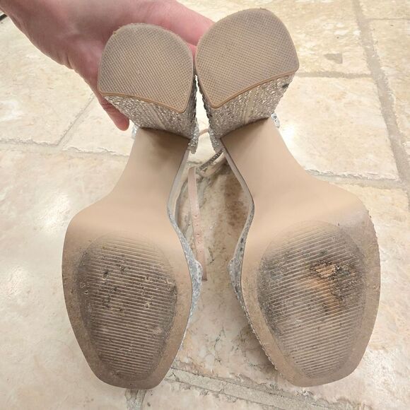 Madden Girl Omega Platform Sandal (Women's) -8 - Picture 7 of 10